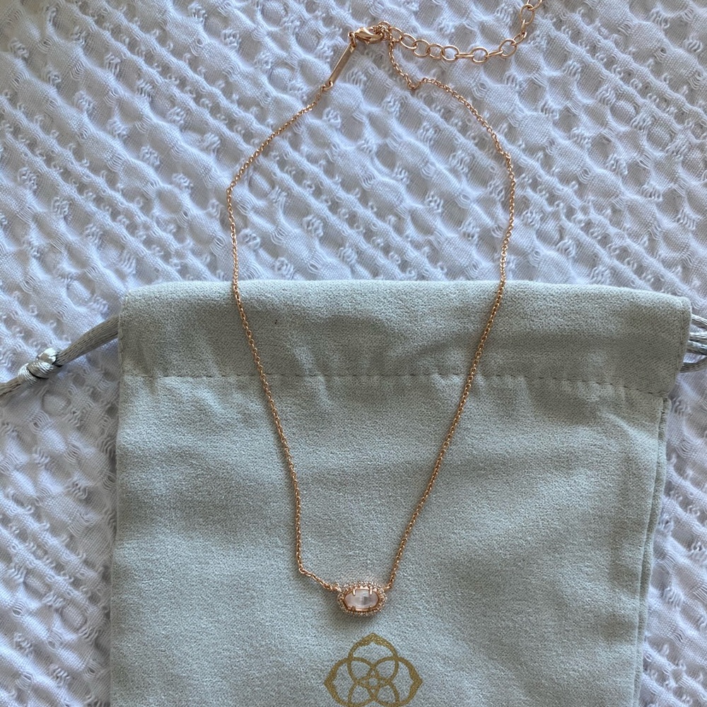 NEW Kendra Scott Chelsea Rose Gold Necklace